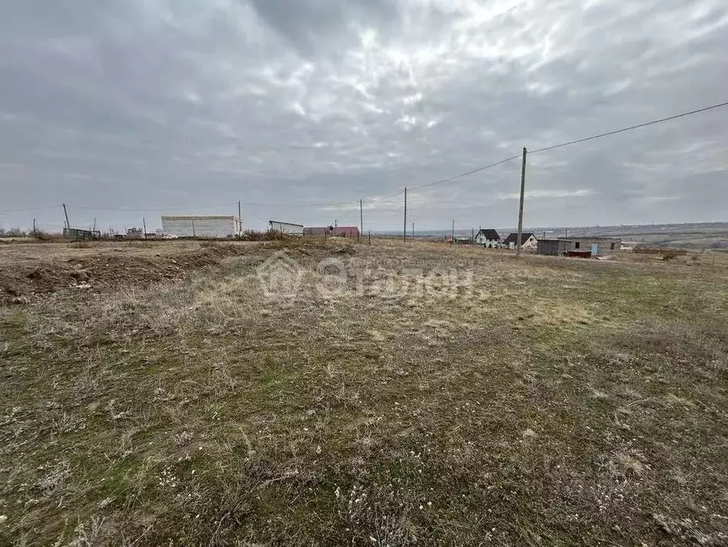 Участок в Волгоградская область, Городище рп, Дубок СНТ ул. Каплунова ... - Фото 0