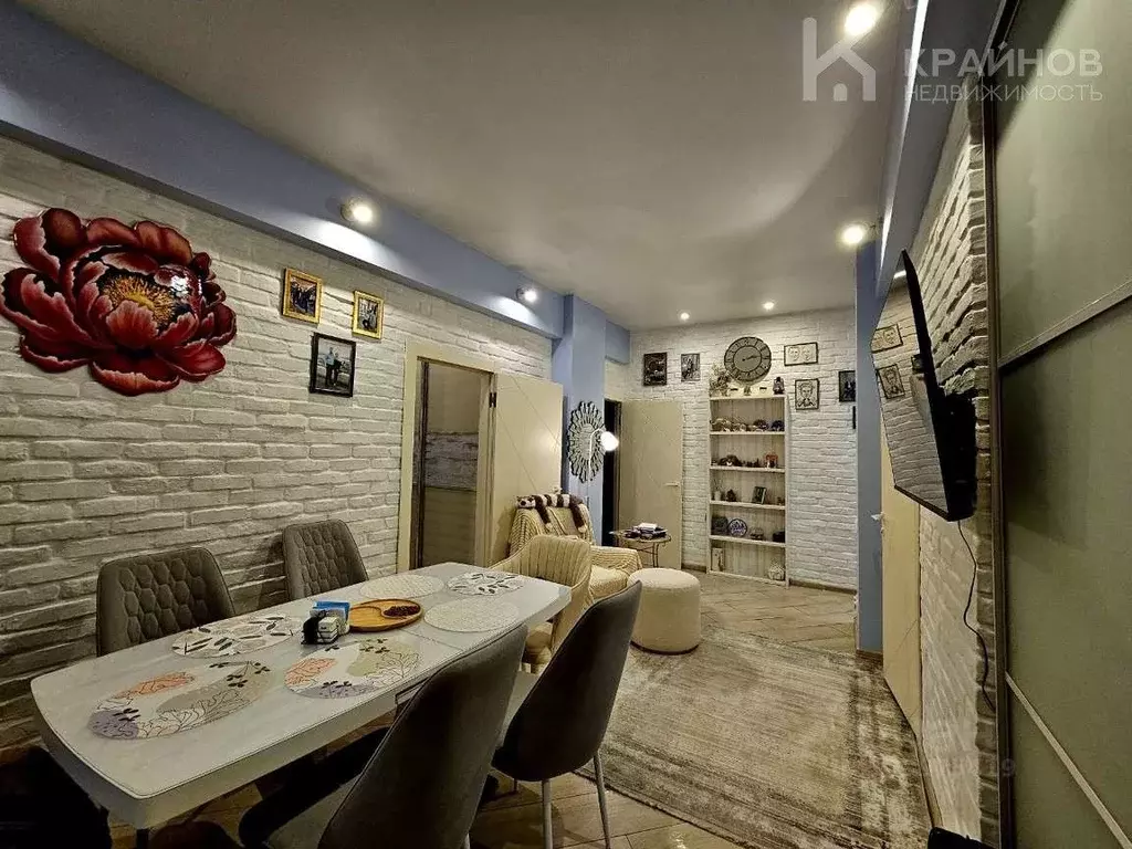 3-к кв. Воронежская область, Воронеж ул. Комиссаржевской, 23 (64.1 м) - Фото 1