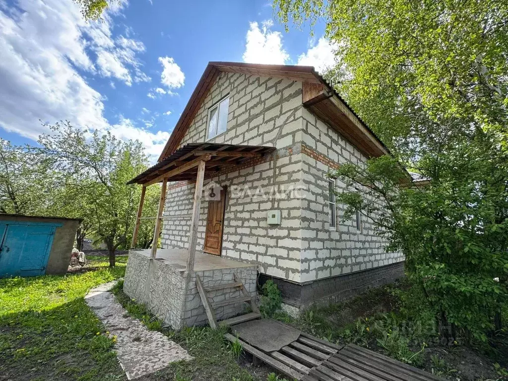 Дом в Пензенская область, Бессоновский район, с. Ухтинка Южная ул., ... - Фото 0