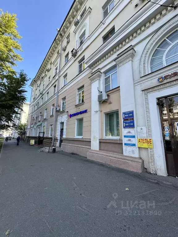 Помещение свободного назначения в Татарстан, Казань ул. Декабристов, ... - Фото 0
