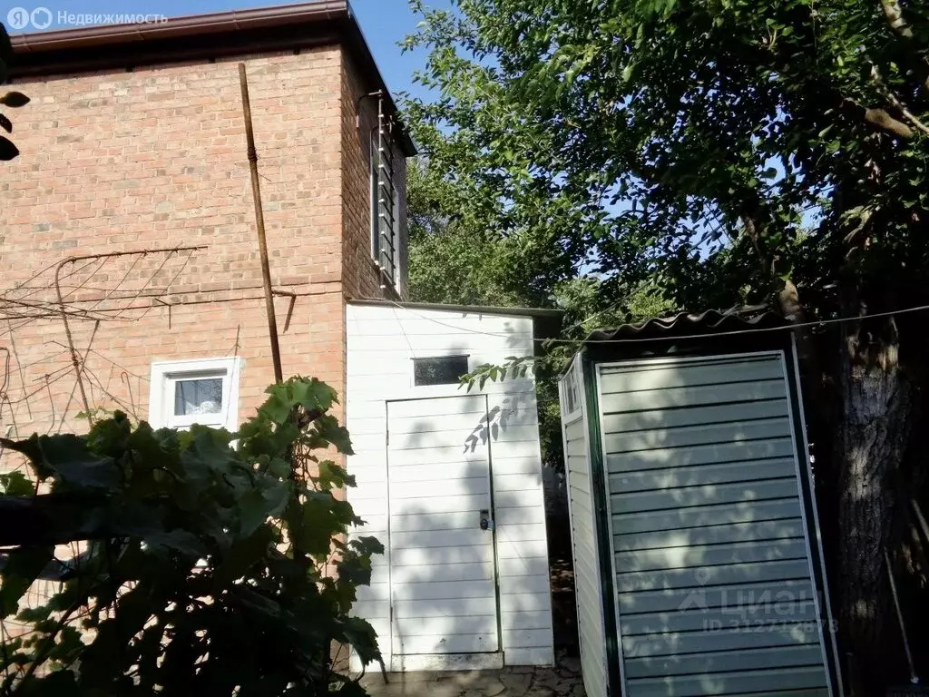 Дом в Шахты, улица 10 лет за Индустриализацию, 22 (170 м) - Фото 1