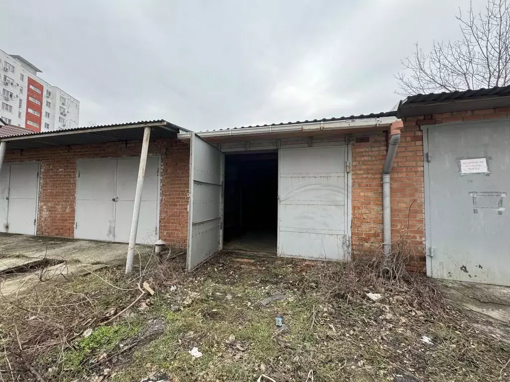 Гараж в Ростовская область, Батайск ул. Ушинского, 11В (24 м) - Фото 1