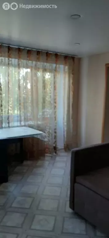 2-комнатная квартира: Яровое, улица Ленина, 1 (42.9 м) - Фото 0