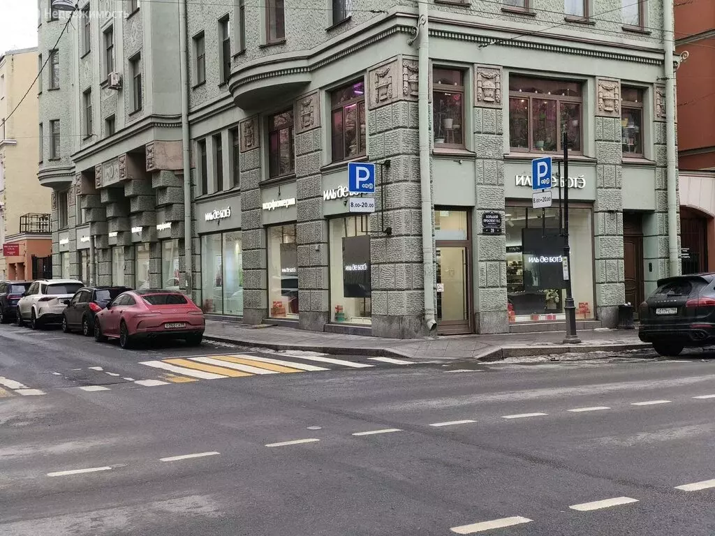 Торговая площадь (215.6 м) - Фото 1