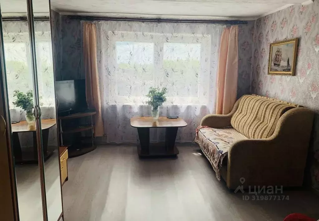 Дом в Кемеровская область, Ленинск-Кузнецкий ул. Микояна, 35 (45 м) - Фото 1