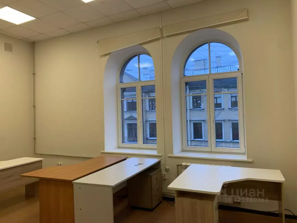 Офис в Санкт-Петербург Малая Морская ул., 11 (42 м) - Фото 2