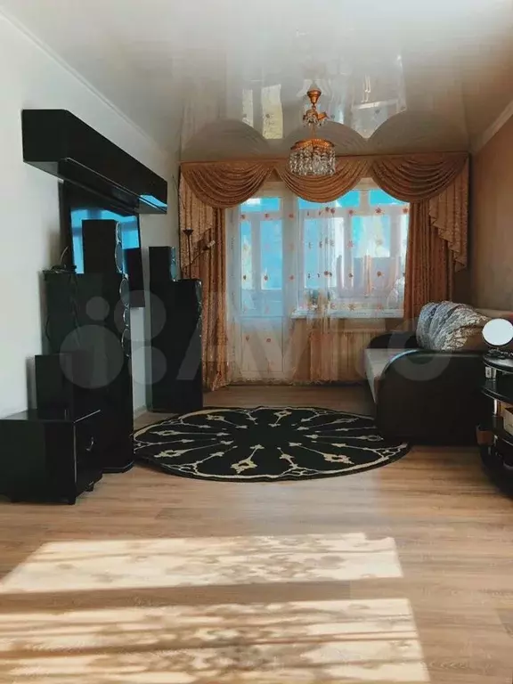 3-к. квартира, 60 м, 4/9 эт. - Фото 0