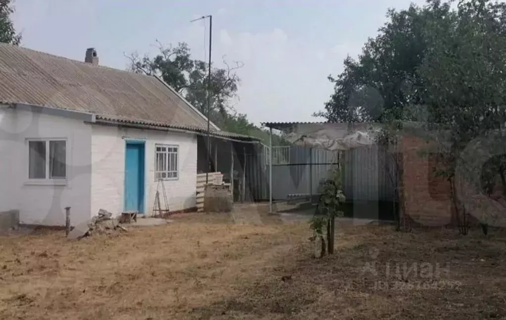 Дом в Ставропольский край, Красногвардейский муниципальный округ, с. ... - Фото 2