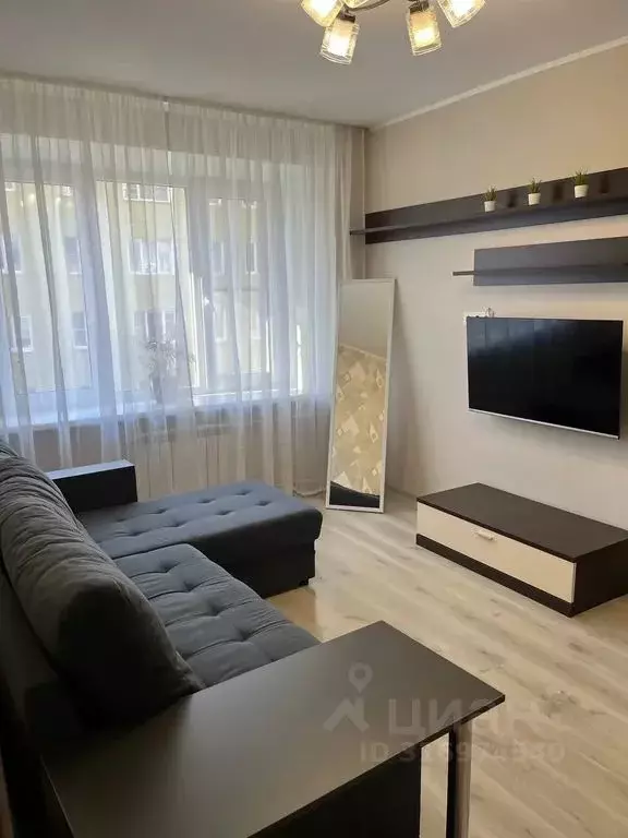 2-к кв. Карелия, Петрозаводск ул. Свердлова, 3 (42.0 м) - Фото 1