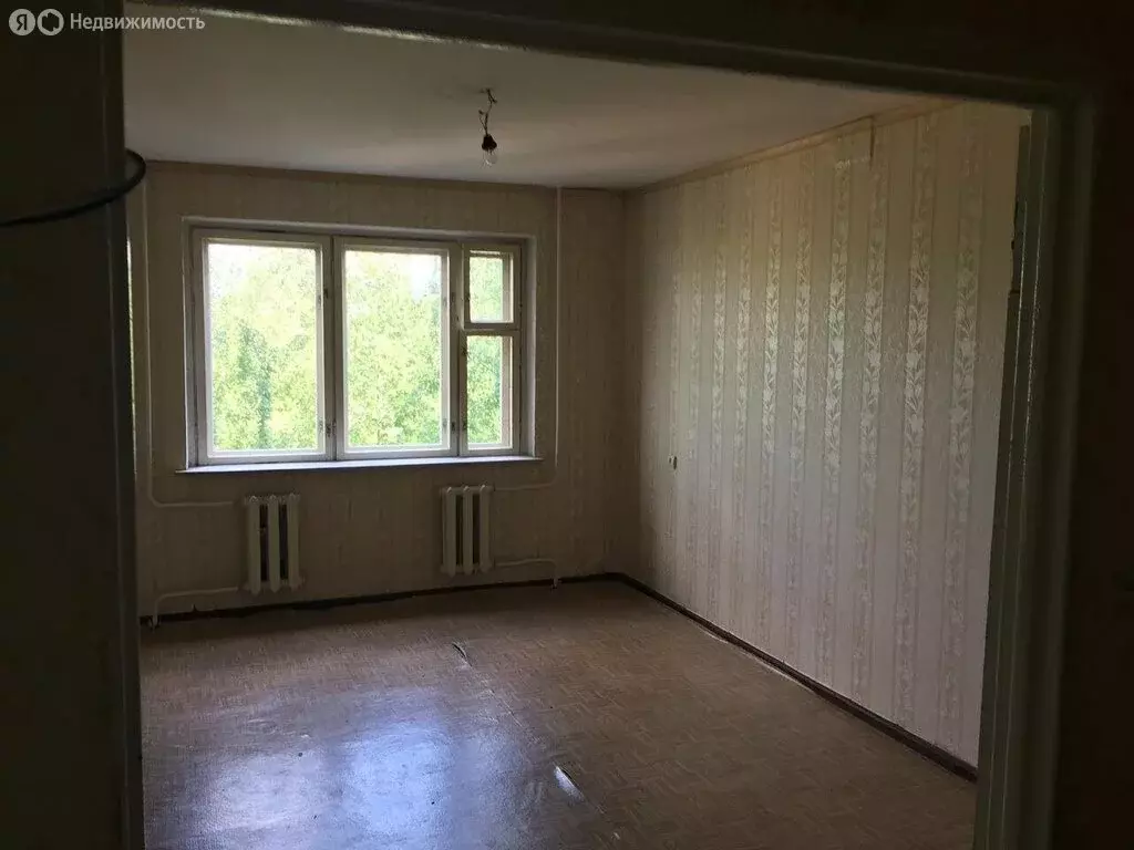 3-комнатная квартира: Чудово, улица Большевиков, 28 (63 м) - Фото 1