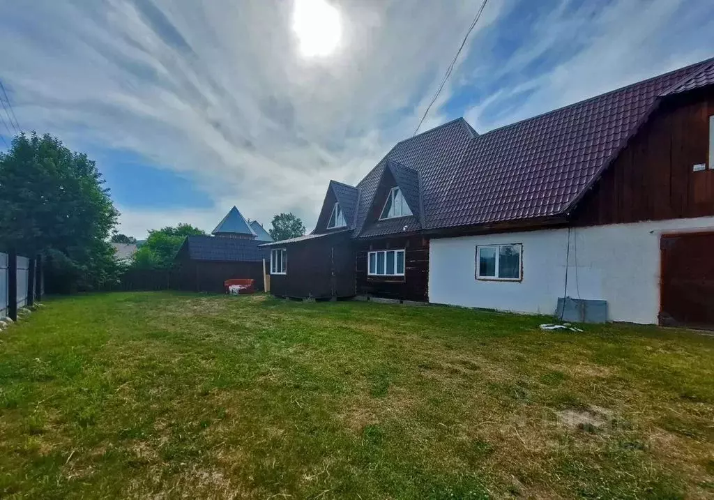 Дом в Алтай, Турочакский район, с. Турочак Береговая ул., 48 (300 м) - Фото 1