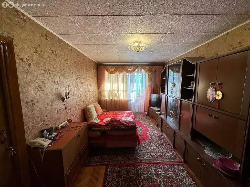 3-комнатная квартира: Симферополь, Кечкеметская улица, 77 (51.5 м) - Фото 0