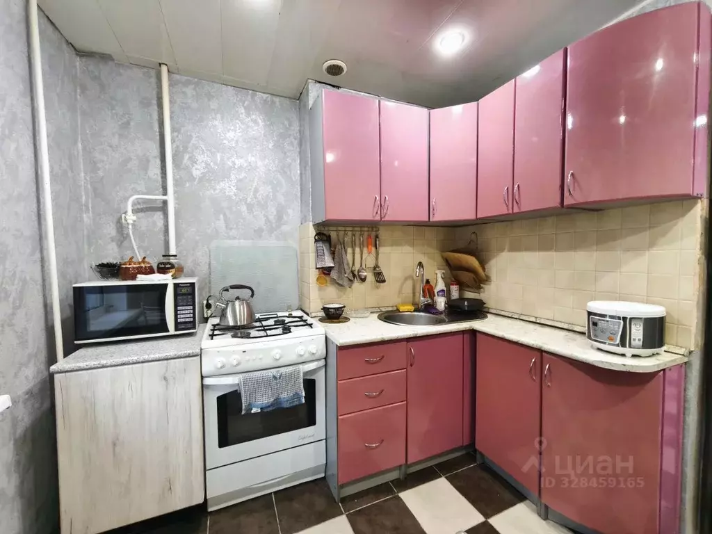 2-к кв. Московская область, Солнечногорск Рабочая ул., 10 (50.0 м) - Фото 2