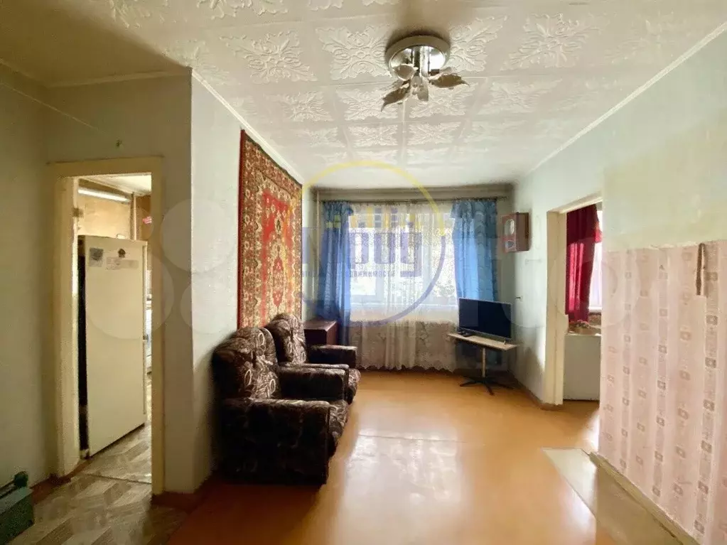 2-к. квартира, 42 м, 1/3 эт. - Фото 1