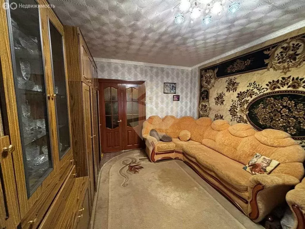 3-комнатная квартира: Старый Оскол, улица Ватутина, 85 (62.5 м) - Фото 2