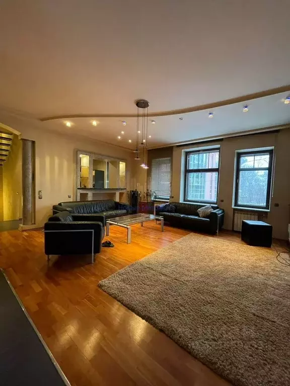 6-к кв. Санкт-Петербург 3-я 1-й половины линия, 87 (263.5 м) - Фото 1