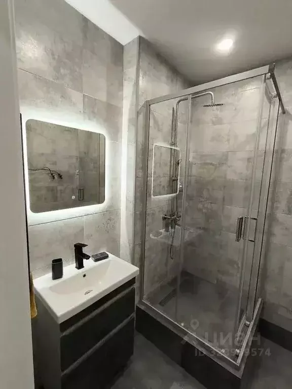 1-к кв. Татарстан, Казань ул. Александра Курынова, 5к1 (36.0 м) - Фото 1