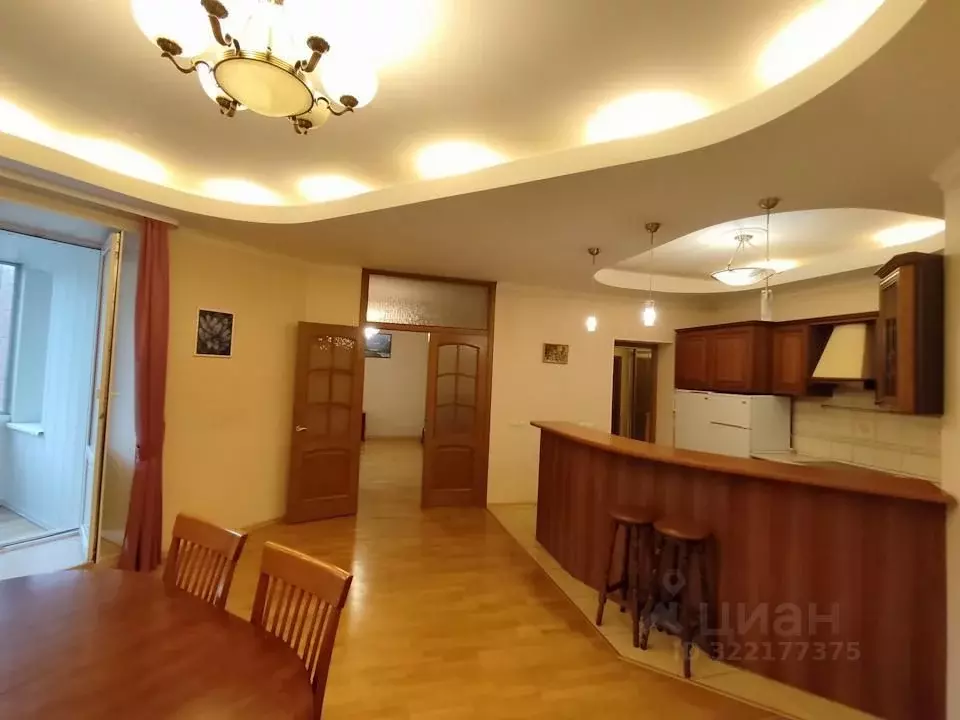 3-к кв. Новосибирская область, Новосибирск Академгородок мкр, ул. ... - Фото 1