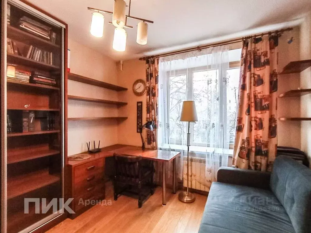 3-к кв. Москва ул. Красина, 24/28 (67.6 м) - Фото 0