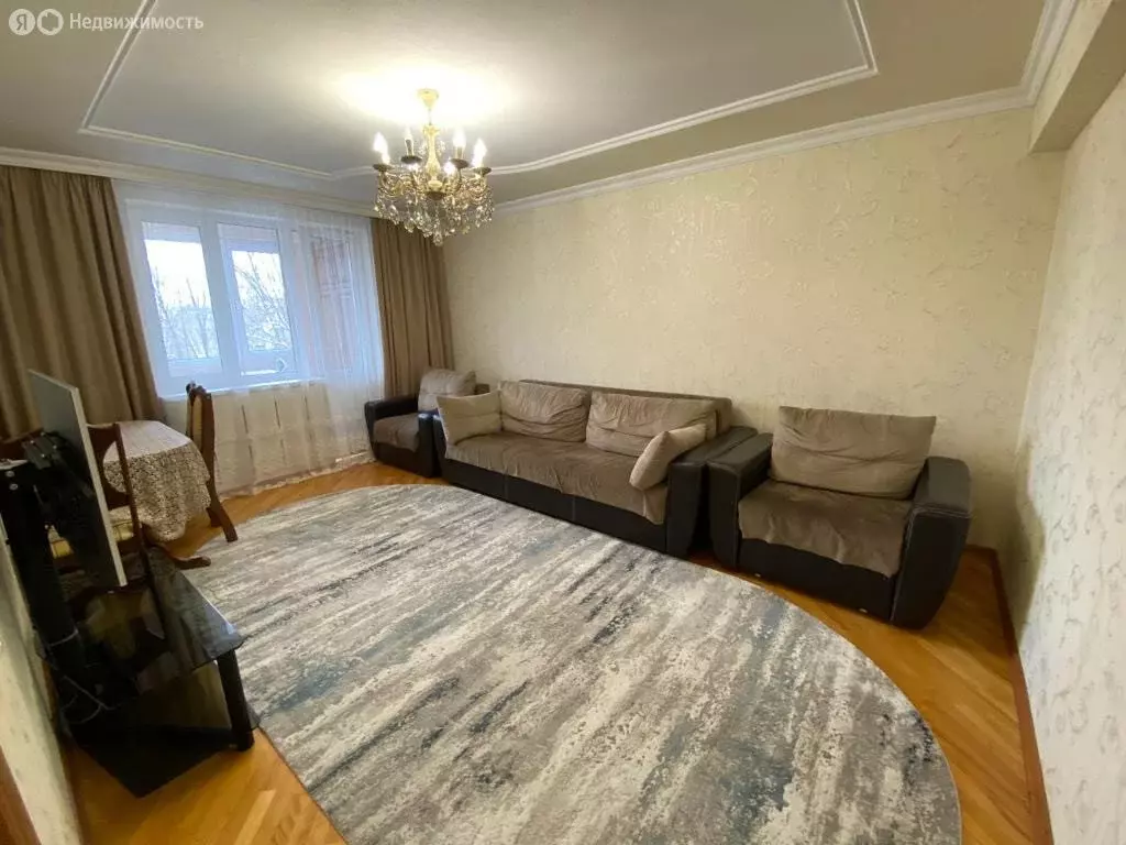 3-комнатная квартира: Нальчик, улица Тарчокова, 30 (70 м) - Фото 0