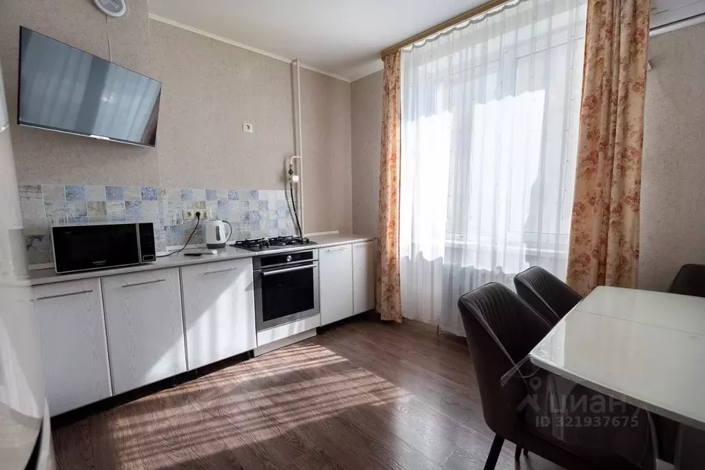 2-к кв. Башкортостан, Уфимский район, с. Михайловка Новоуфимская ул., ... - Фото 0