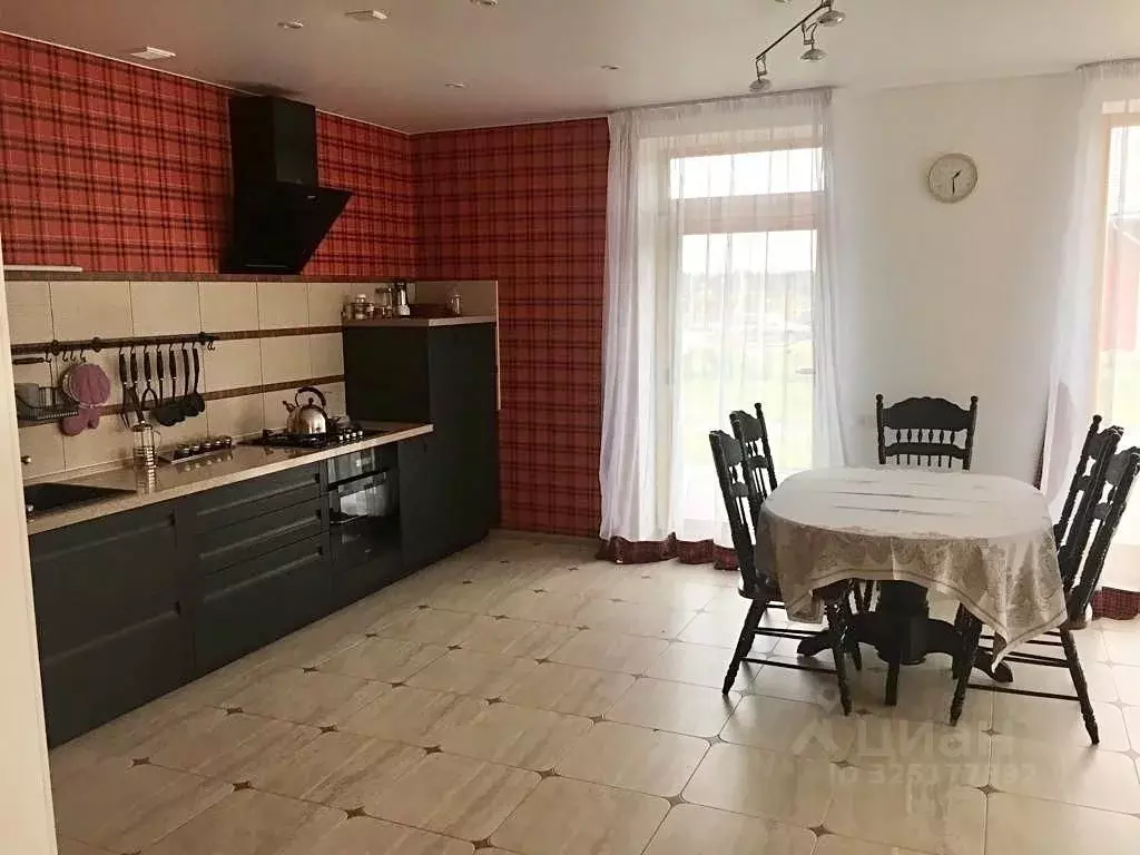 Коттедж в Ленинградская область, Ломоносовский район, Лопухинское ... - Фото 1