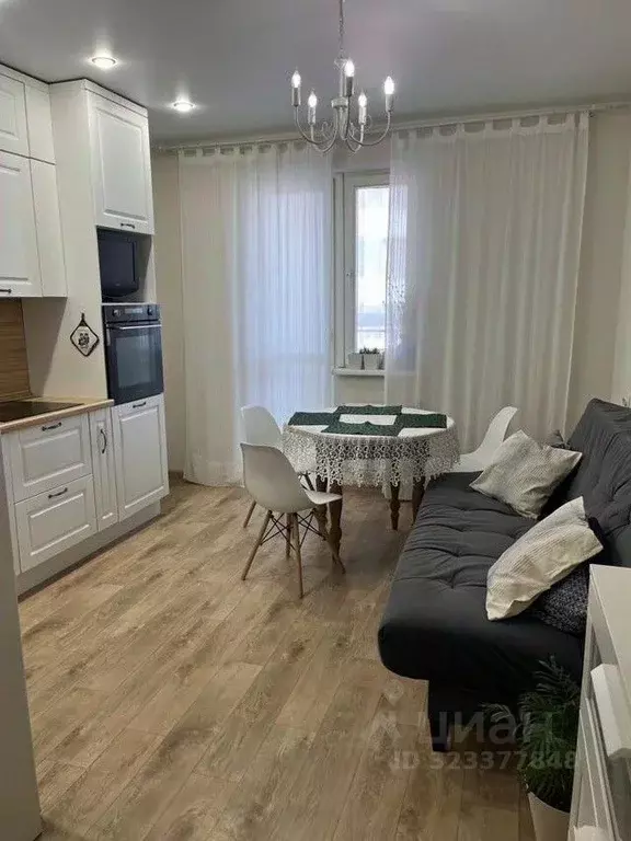 2-к кв. Красноярский край, Красноярск ул. Алексеева, 48А (68.0 м) - Фото 1