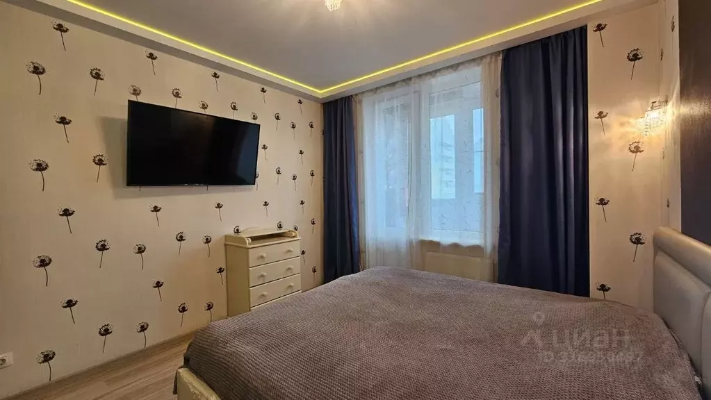 3-к кв. Санкт-Петербург Парашютная ул., 54 (76.2 м) - Фото 1