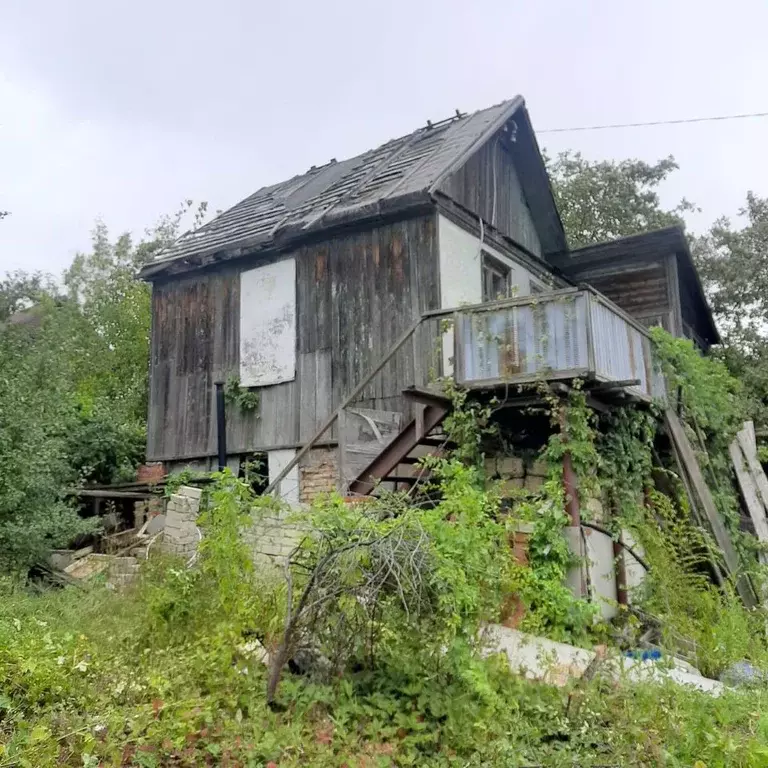 Дом в Саратовская область, Саратов Черниговская ул. (79 м) - Фото 0