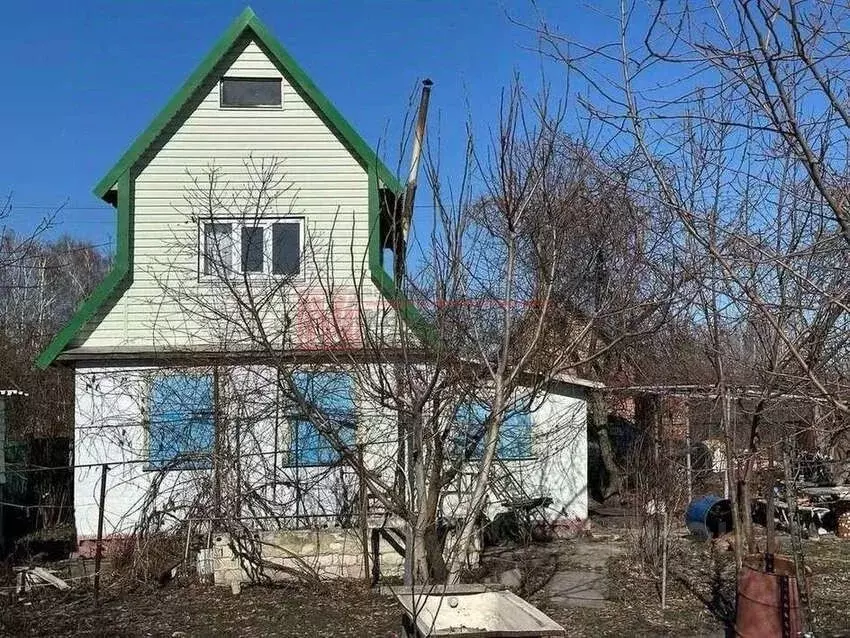 Дом в Белгородская область, Старооскольский городской округ, с. ... - Фото 0