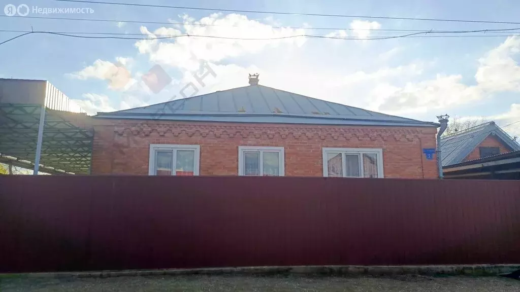 Дом в Адыгейск, улица Пшесавкана Чича, 1 (77.3 м) - Фото 1