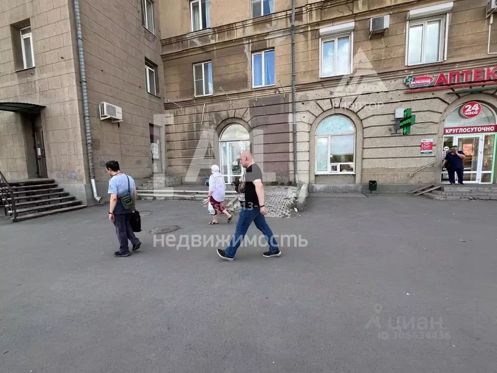 Торговая площадь в Челябинская область, Магнитогорск просп. ... - Фото 1