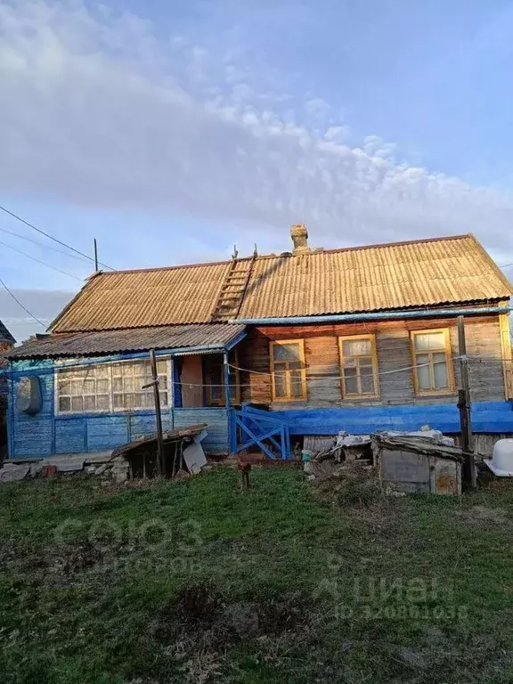 Дом в Волгоградская область, Волгоград Доменная ул., 13 (50 м) - Фото 0