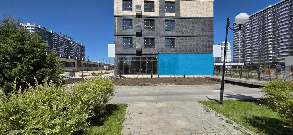 Торговая площадь в Краснодарский край, Краснодар бул. Адмиралтейский, ... - Фото 0