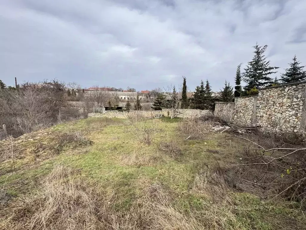 Участок в Севастополь ул. Трудовая, 1 (10.0 сот.) - Фото 1