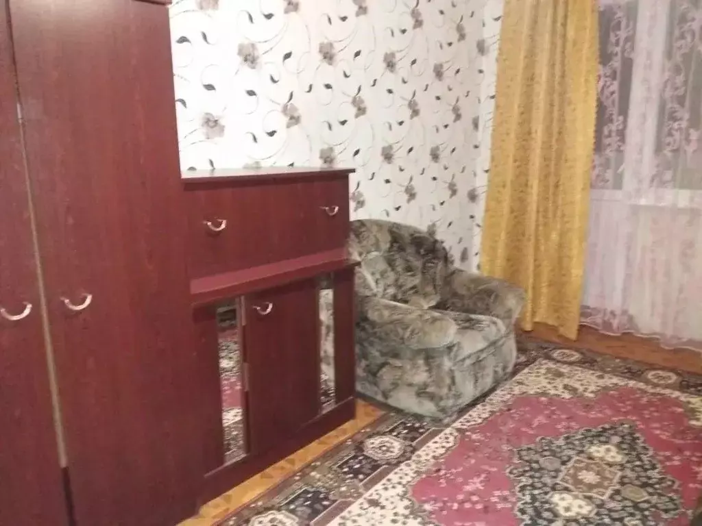 2-к кв. Севастополь ул. Репина, 8 (50.0 м) - Фото 2