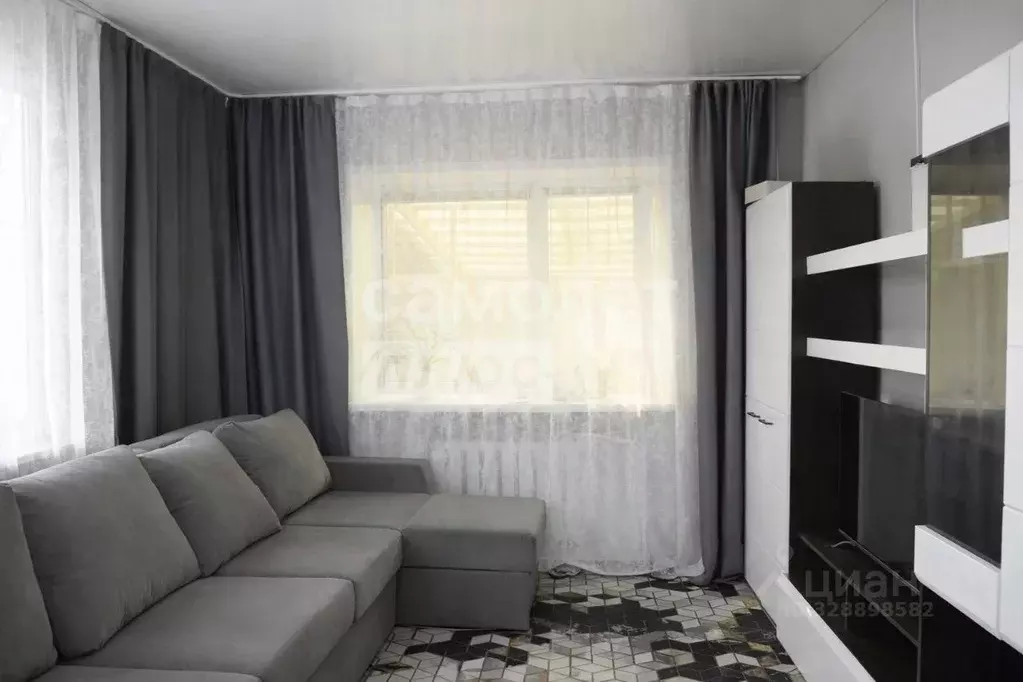 Дом в Челябинская область, Нязепетровск ул. Коминтерна (55 м) - Фото 1