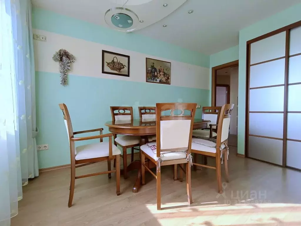 4-к кв. Приморский край, Владивосток ул. Гамарника, 10Б (71.0 м) - Фото 0