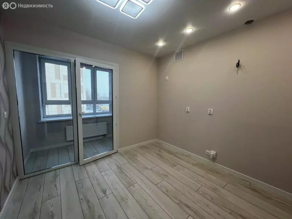 1-комнатная квартира: Казань, улица Михаила Миля, 3 (34 м) - Фото 1