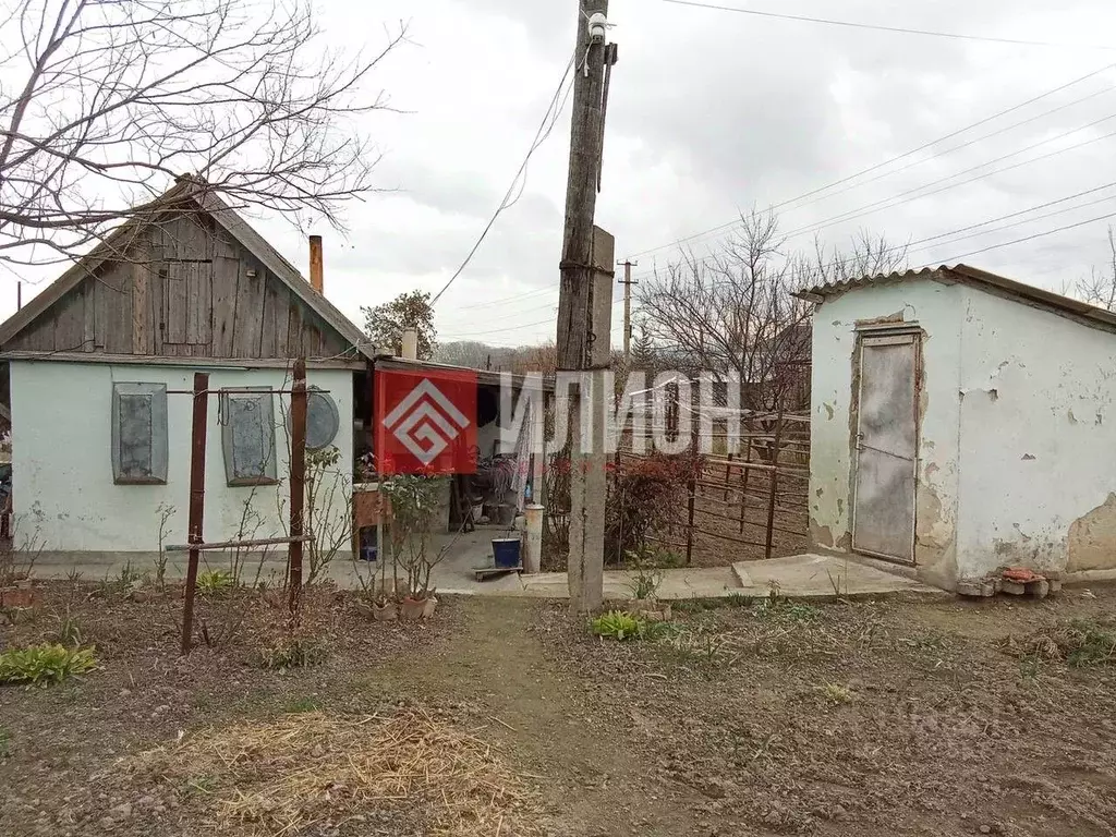 Дом в Крым, Бахчисарайский район, Железнодорожненское с/пос, с. Речное ... - Фото 1