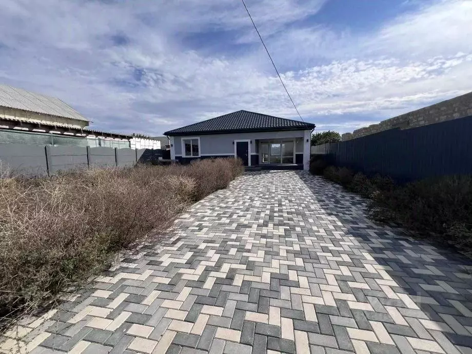 Дом в Крым, Симферополь ул. Ана Юрт (140 м) - Фото 1