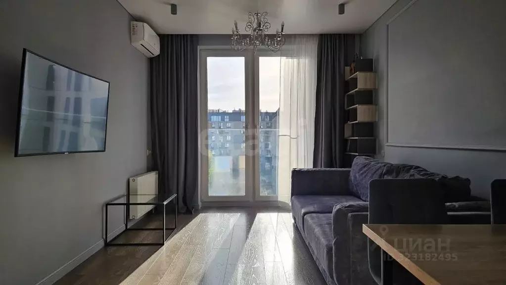 1-к кв. Ханты-Мансийский АО, Сургут Игоря Киртбая ул., 24/1 (38.1 м) - Фото 1