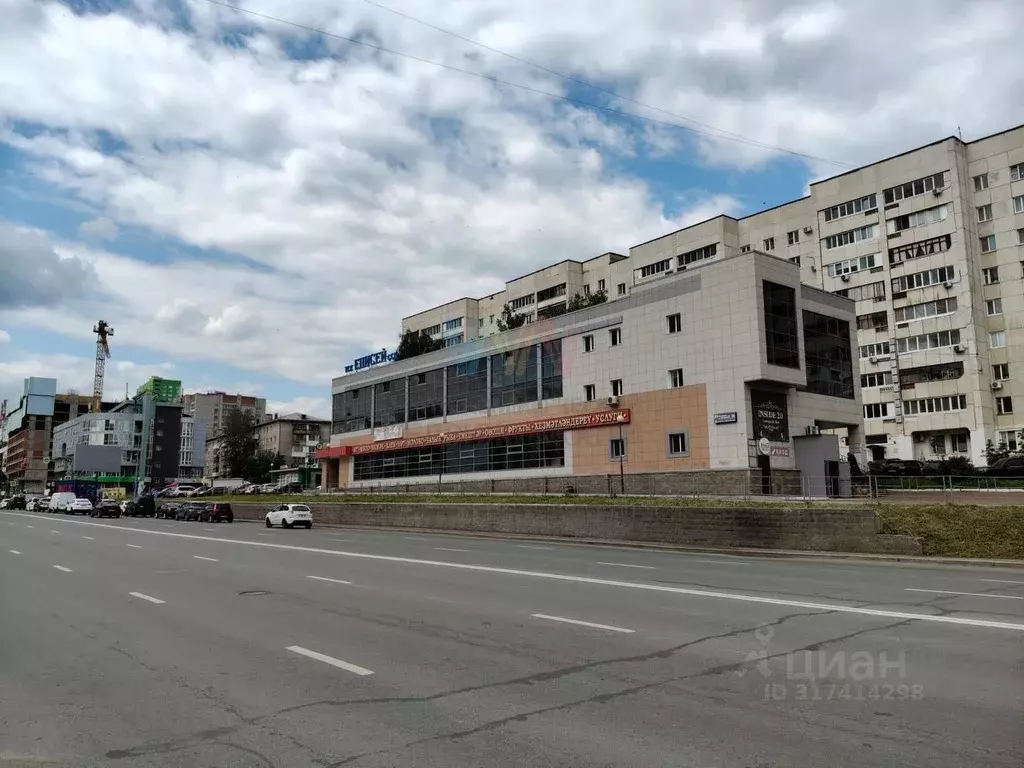 Торговая площадь в Башкортостан, Уфа Комсомольская ул., 25 (476 м) - Фото 2