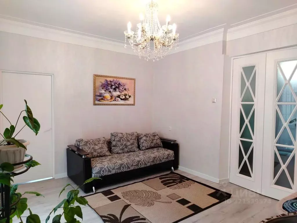 3-к кв. Курская область, Курск Союзная ул., 6 (68.2 м) - Фото 0