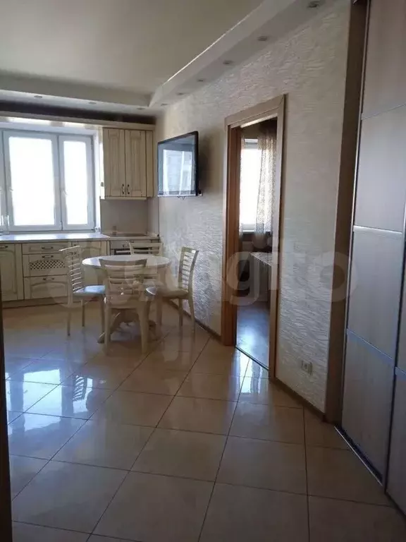 2-к. квартира, 60 м, 7/16 эт. - Фото 1