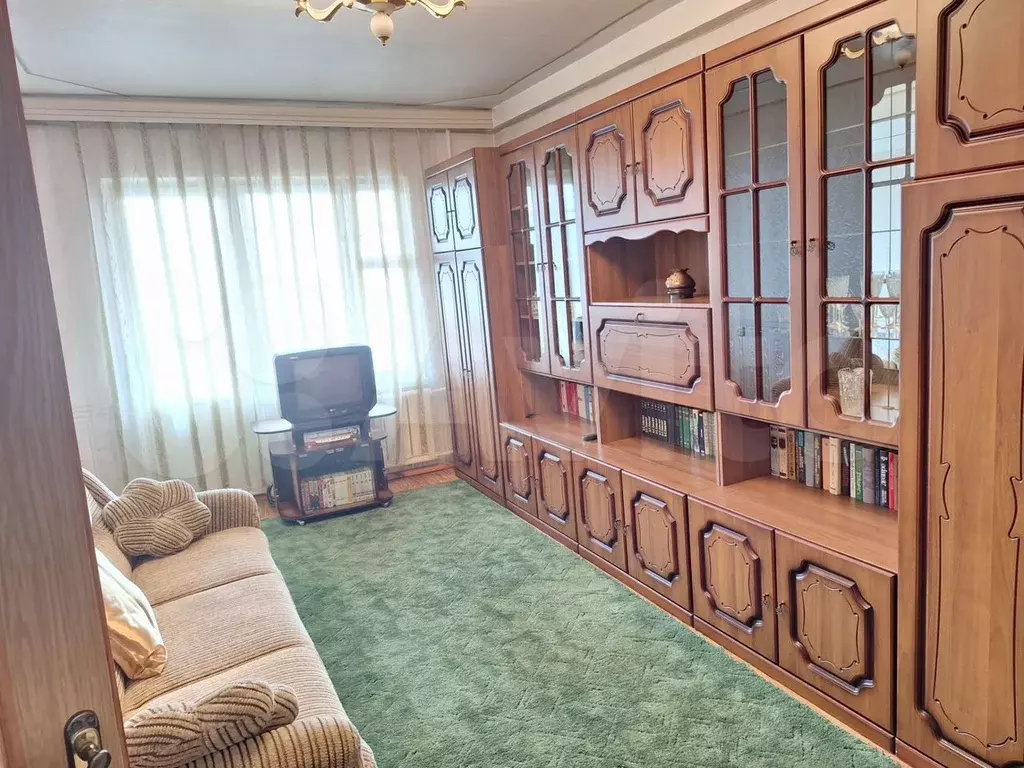 2-к. квартира, 60 м, 7/9 эт. - Фото 0