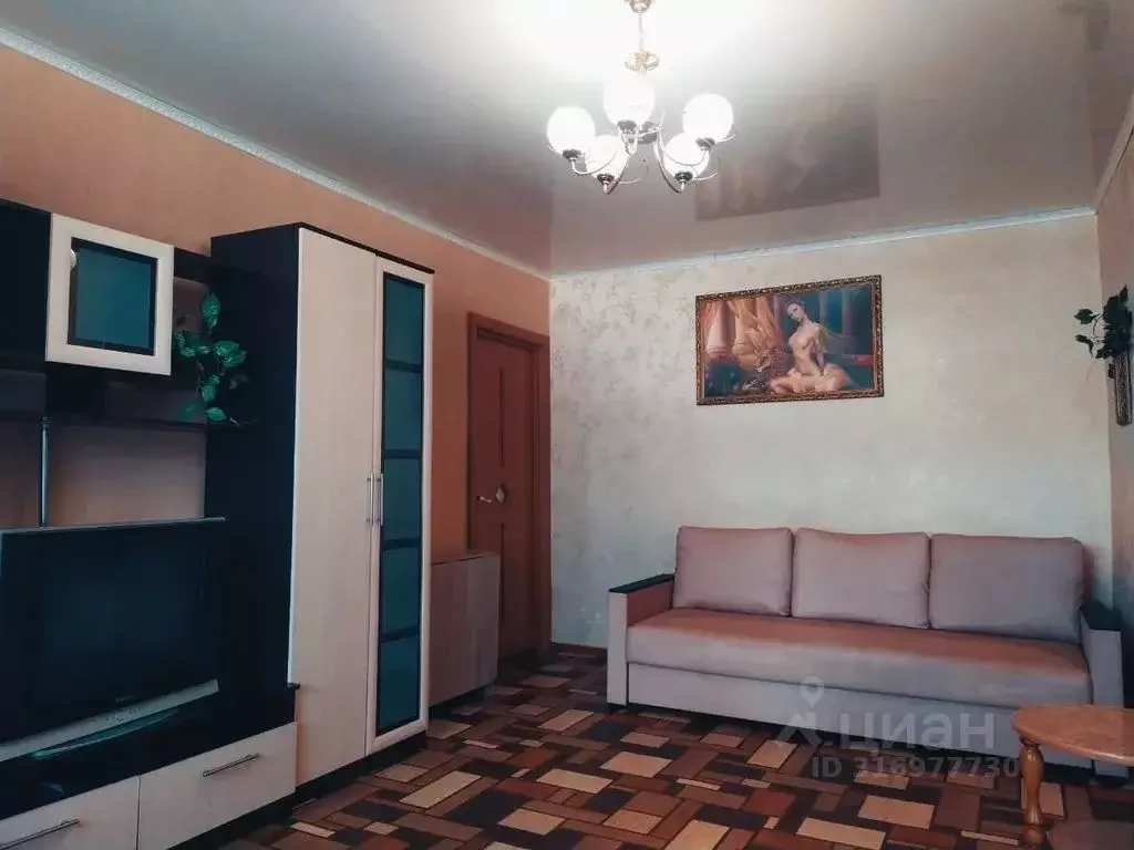 2-к кв. Татарстан, Лаишево ул. Олега Кошевого, 1 (46.0 м) - Фото 0