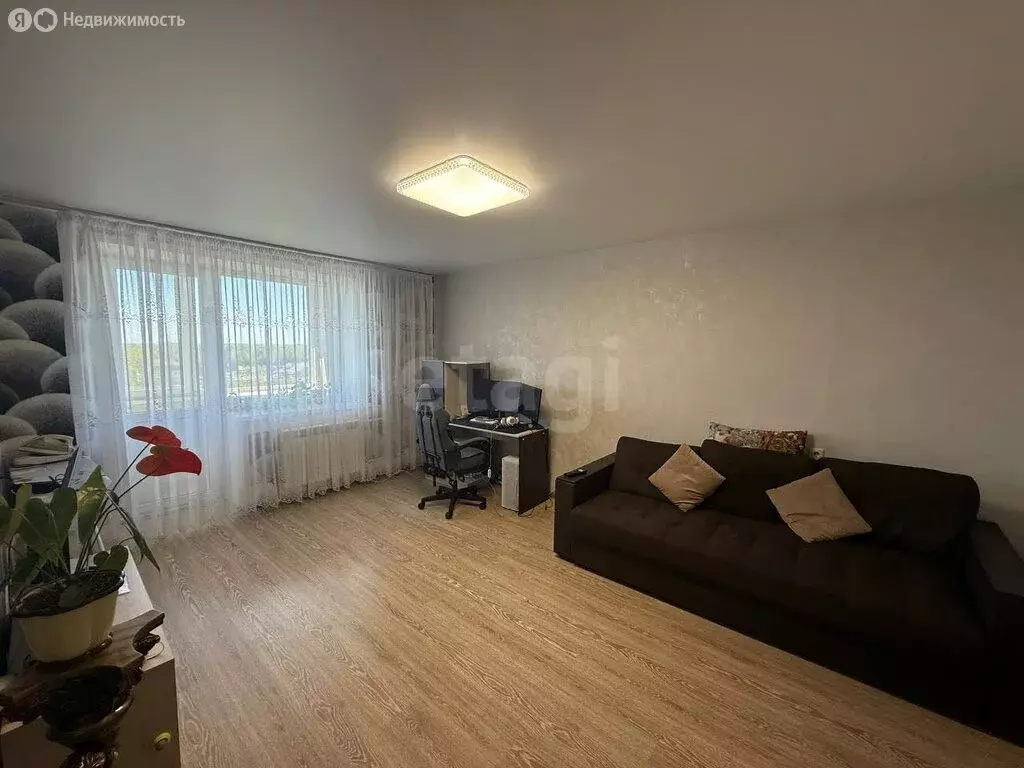 2-комнатная квартира: Брянск, улица Брянского Фронта, 20 (49.3 м) - Фото 1