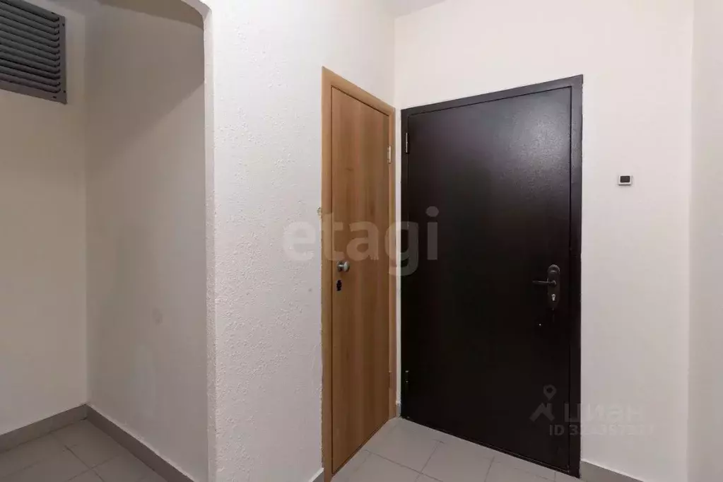 Склад в Тюменская область, Тюмень Антипино мкр, ул. Беловежская, 19к1 ... - Фото 1