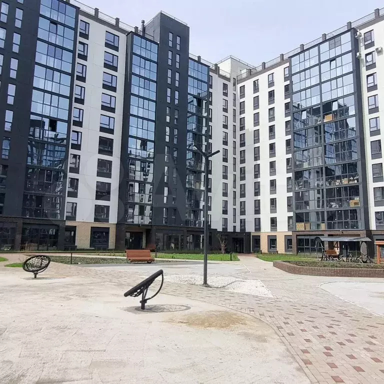 2-к. квартира, 67 м, 1/10 эт. - Фото 0